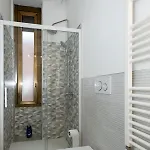 The Palm Sisters - Navigli, Bocconi *